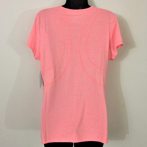 NWT Reebok Dynamic SS Top - Picture 2 of 6